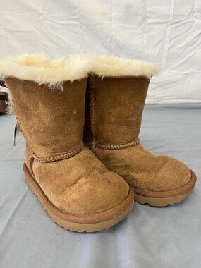 UGG Bailey Bow boots